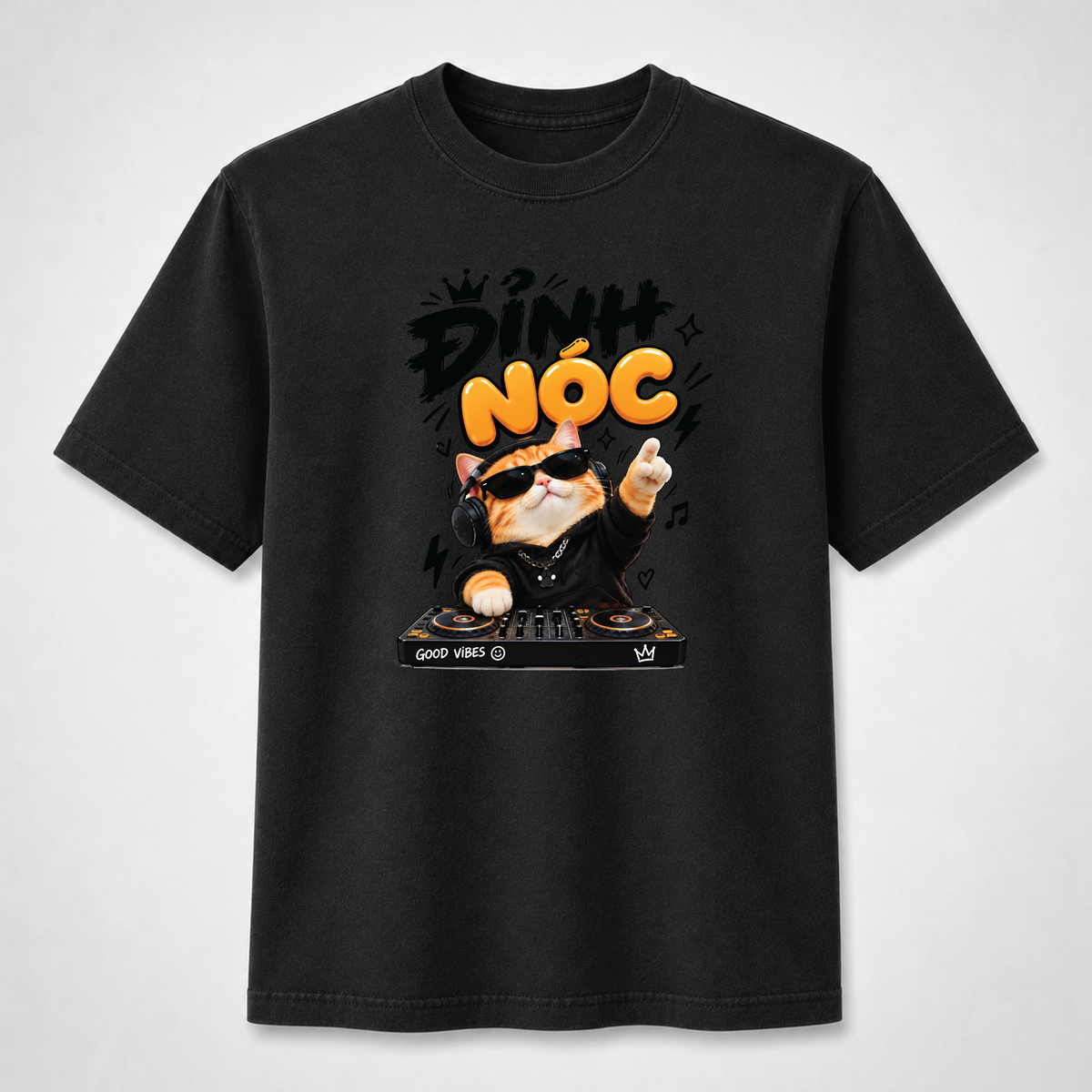 Đỉnh Nóc Retro DJ Cat Vietnamese Graphic Tee