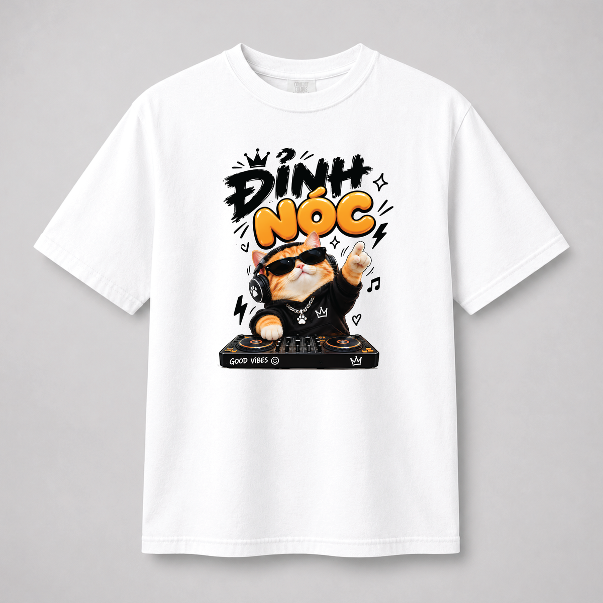 Đỉnh Nóc Retro DJ Cat Vietnamese Graphic Tee