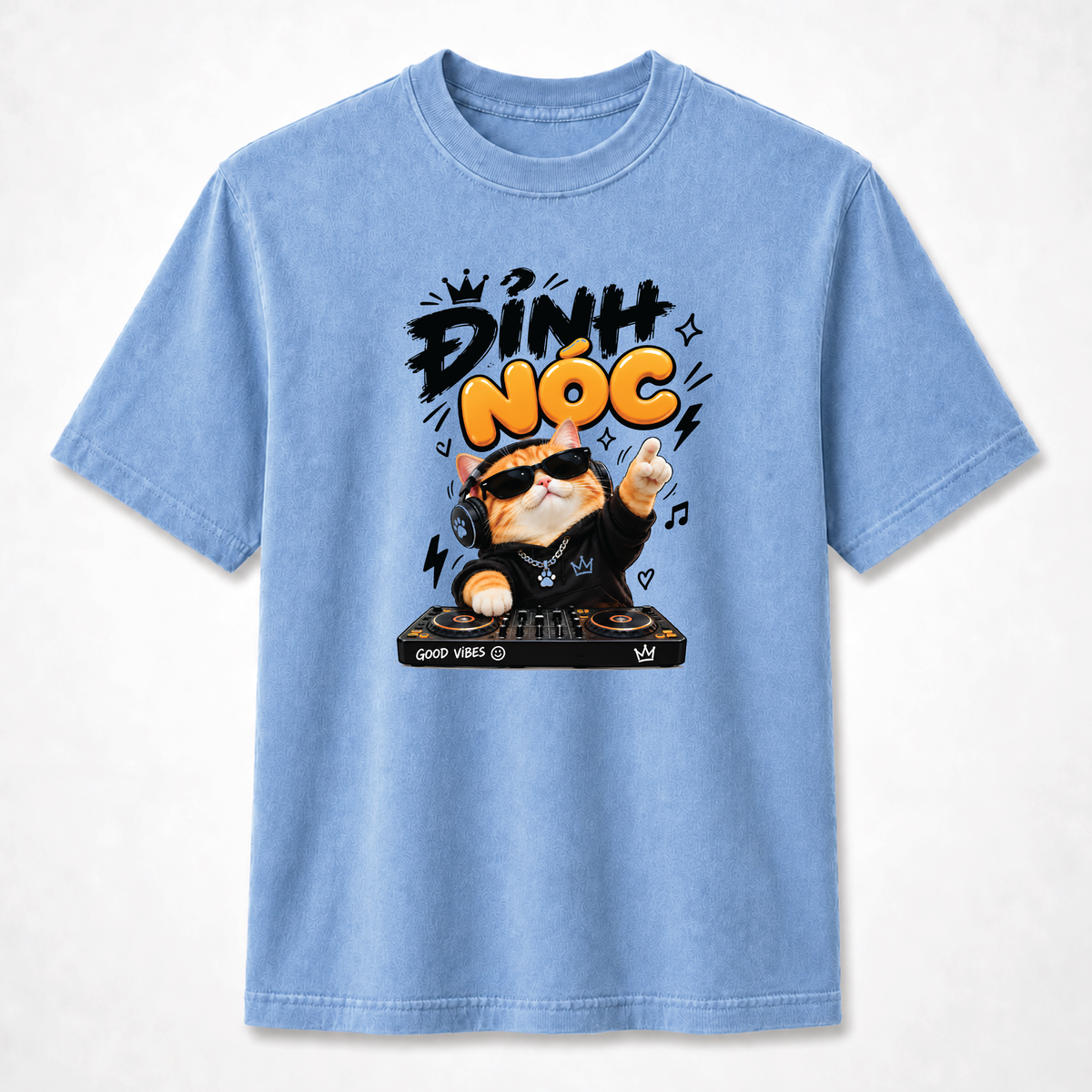 Đỉnh Nóc Retro DJ Cat Vietnamese Graphic Tee
