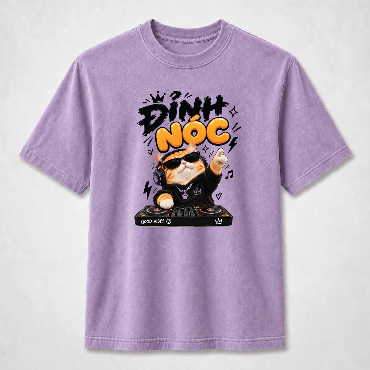 Đỉnh Nóc Retro DJ Cat Vietnamese Graphic Tee