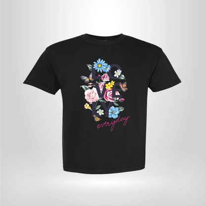 Romantic Floral “LOVE” Tee – Casual Gift for Her